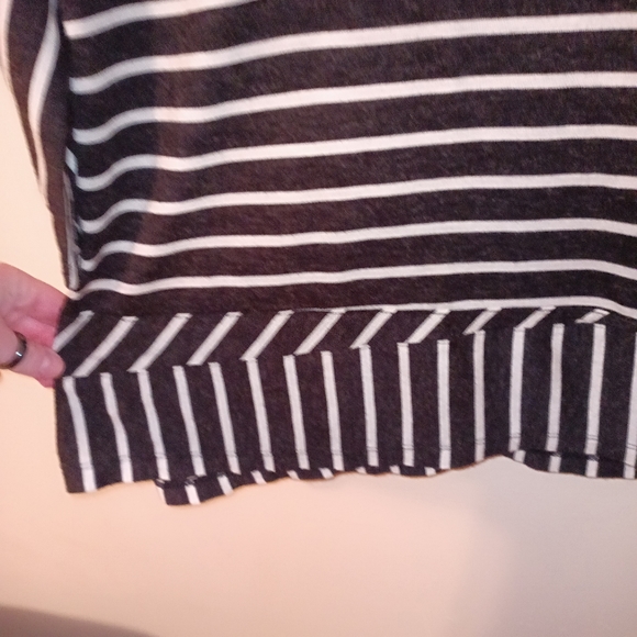 Chico's Striped top size 3 striped - Picture 3 of 9